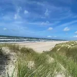 Strandnahes Nr 156 Mit Traumhaften Wintergarten Und Uneinsehbaren, Grossen Garten, Eckgrundstueck