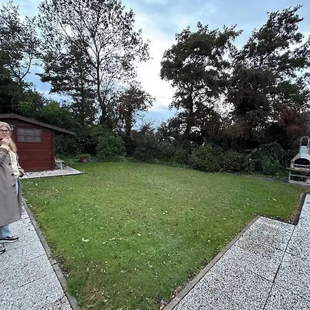 בית נופש Strandnaher Nr 156 Grosser, Uneinsehbarer Garten, 1,60 M Hoch Eingezaeunt Am Ende Des Parks, Sehr Ruhig *