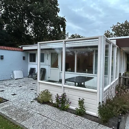 Strandnahes Nr 156 Ferienhaus Grosser, Uneinsehbarer Garten, 1,60 M Hoch Eingezaeunt Am Ende Des Parks, Sehr Ruhig Дом отдыха