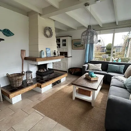 Holiday home Strandnahes Nr 156 Mit Traumhaften Wintergarten Und Uneinsehbaren, Grossen Garten, Eckgrundstueck *