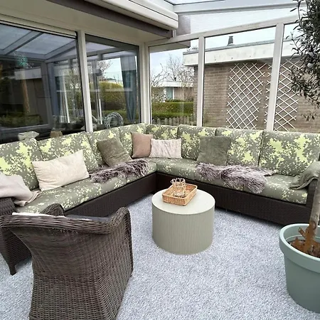 Holiday home Strandnahes Nr 156 Mit Traumhaften Wintergarten Und Uneinsehbaren, Grossen Garten, Eckgrundstueck *