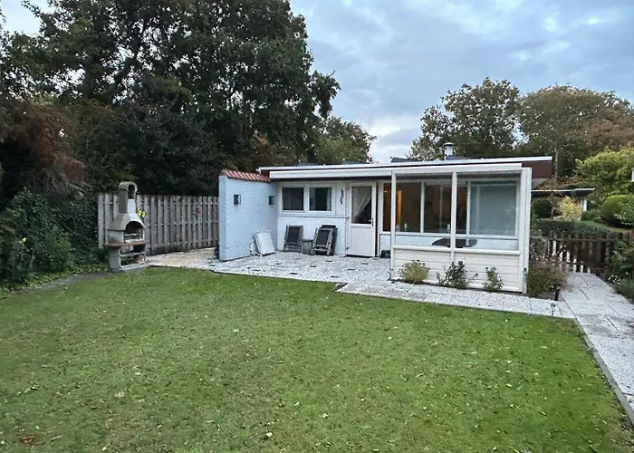 Дом отдыха Strandnahes Nr 156 Ferienhaus Grosser, Uneinsehbarer Garten, 1,60 M Hoch Eingezaeunt Am Ende Des Parks, Sehr Ruhig Sint Maartensvlotbrug