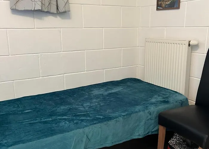 Strandnahes Nr 156 Ferienhaus Grosser, Uneinsehbarer Garten, 1,60 M Hoch Eingezaeunt Am Ende Des Parks, Sehr Ruhig Дом отдыха Sint Maartensvlotbrug